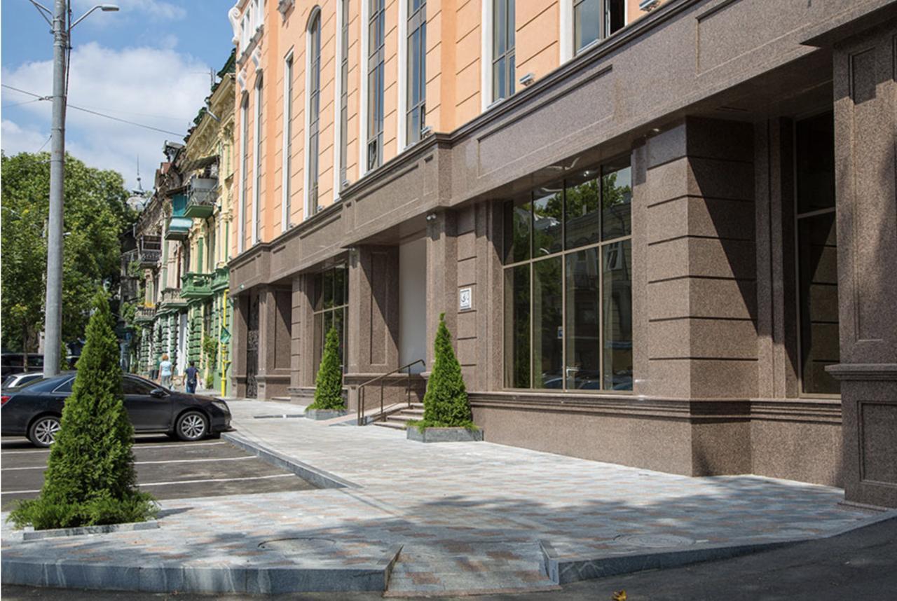 Skycity Apartments Odessa Exterior photo