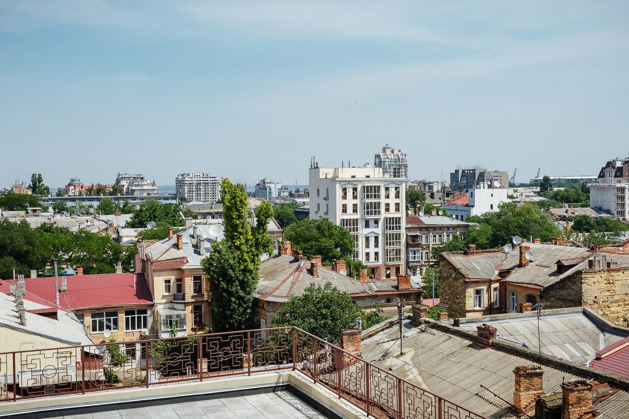 Skycity Apartments Odessa Exterior photo